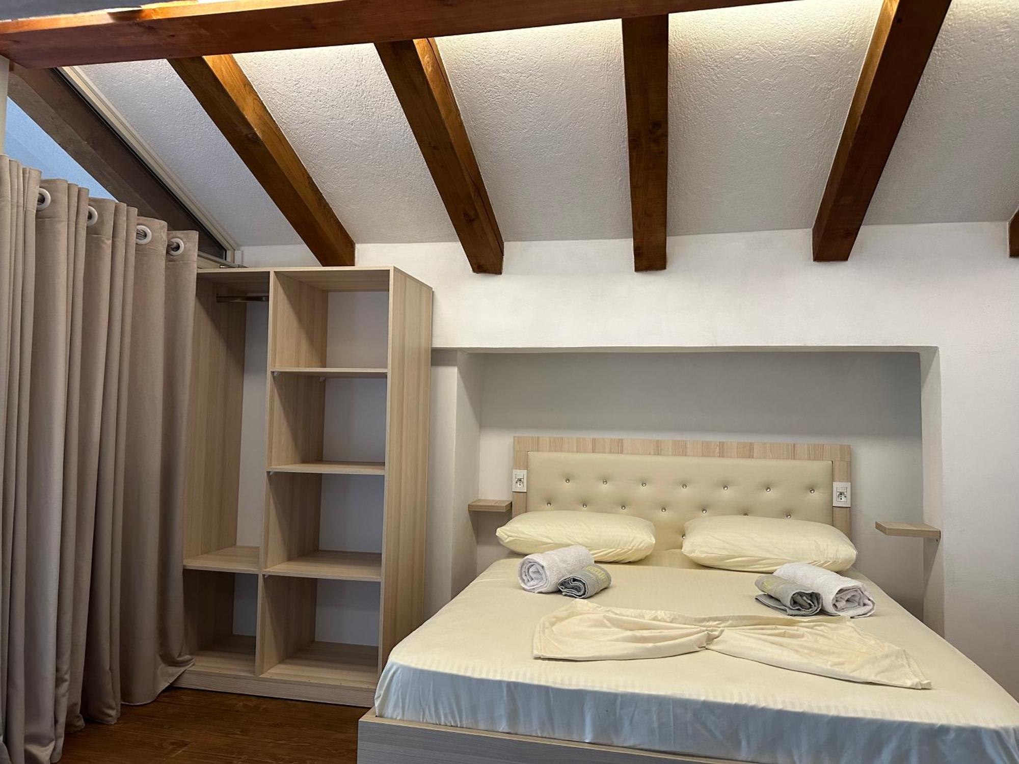 Gasthof Casadolcecasa Shkodra